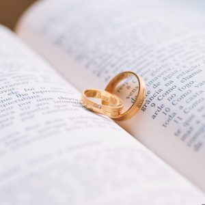 Konseling Pernikahan : Menavigasi Euforia Cinta Pernikahan